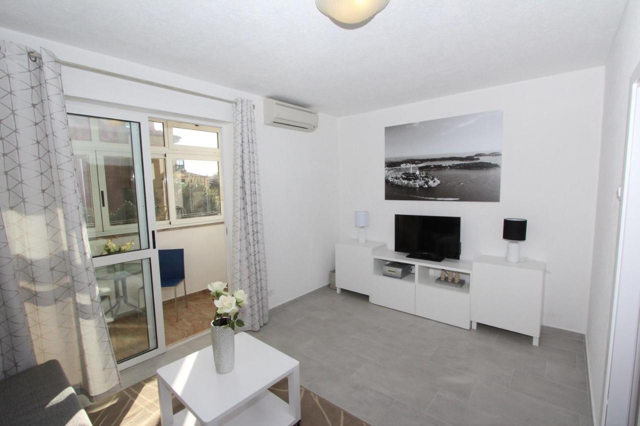 רוביני Apartment Stellina מראה חיצוני תמונה