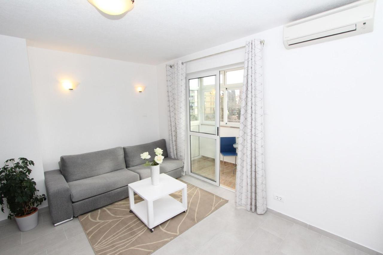 רוביני Apartment Stellina מראה חיצוני תמונה