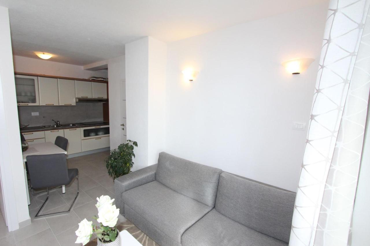 רוביני Apartment Stellina מראה חיצוני תמונה